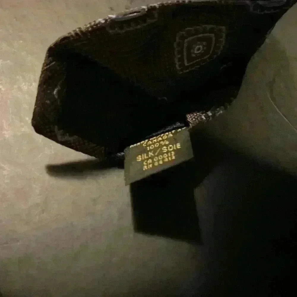 🔥2/30$🔥Guy Laroche 100% silk tie - Picture 3 of 3